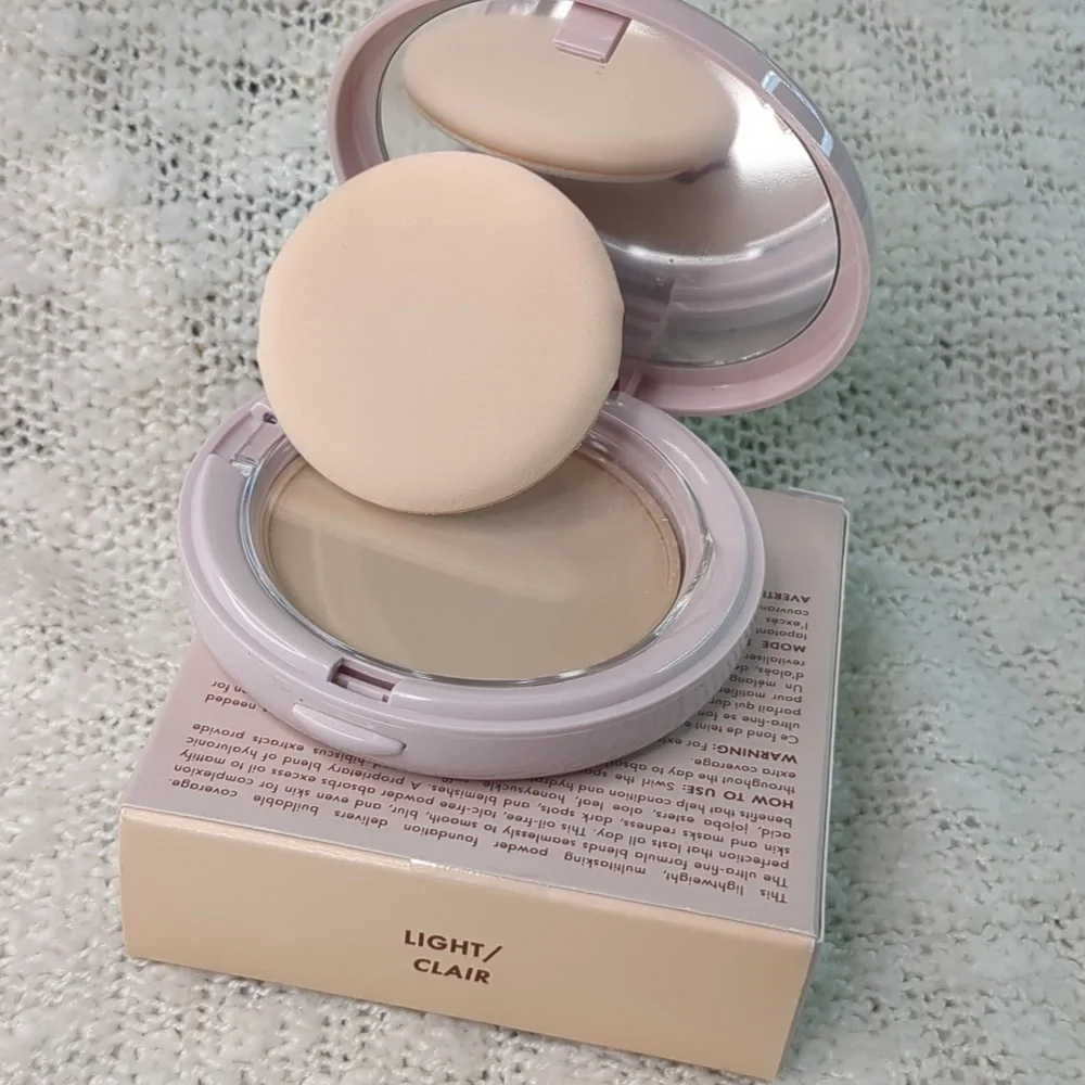Wander Beauty Wanderlust Powder Foundation in Light, 9g/0.31oz